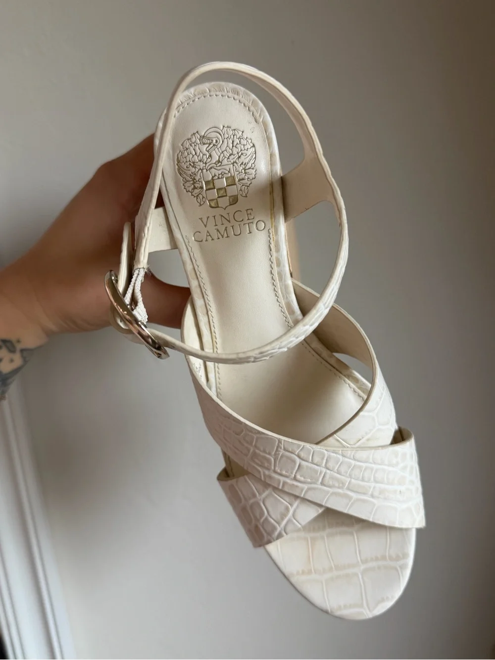 Vince Camuto croc embossed